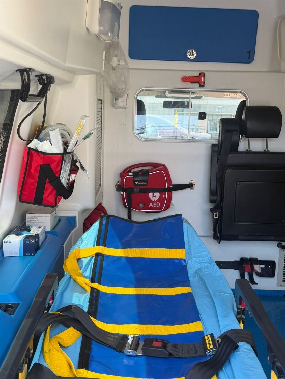 Echipamente medicale interior ambulanță CRISMED